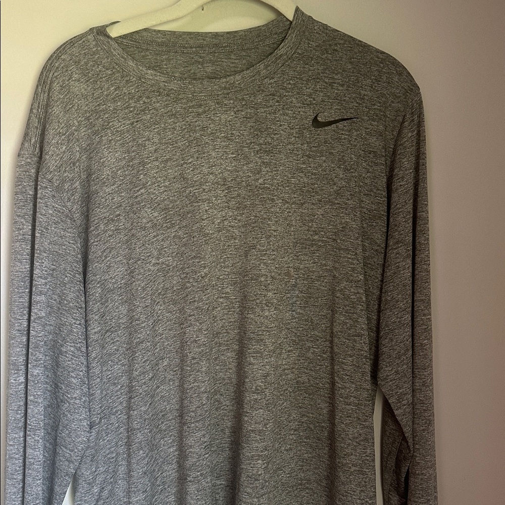 Nike Heather Gray Long Sleeve Top